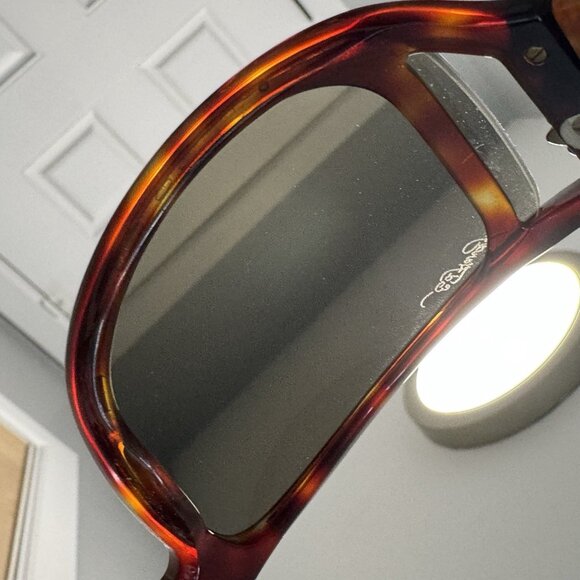Ed Hardy Snakes And Horses Sunglasses  EHS046 with Original Case Excellent main image 10